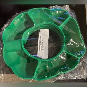 Green or Black Party Snack Tray for your cup